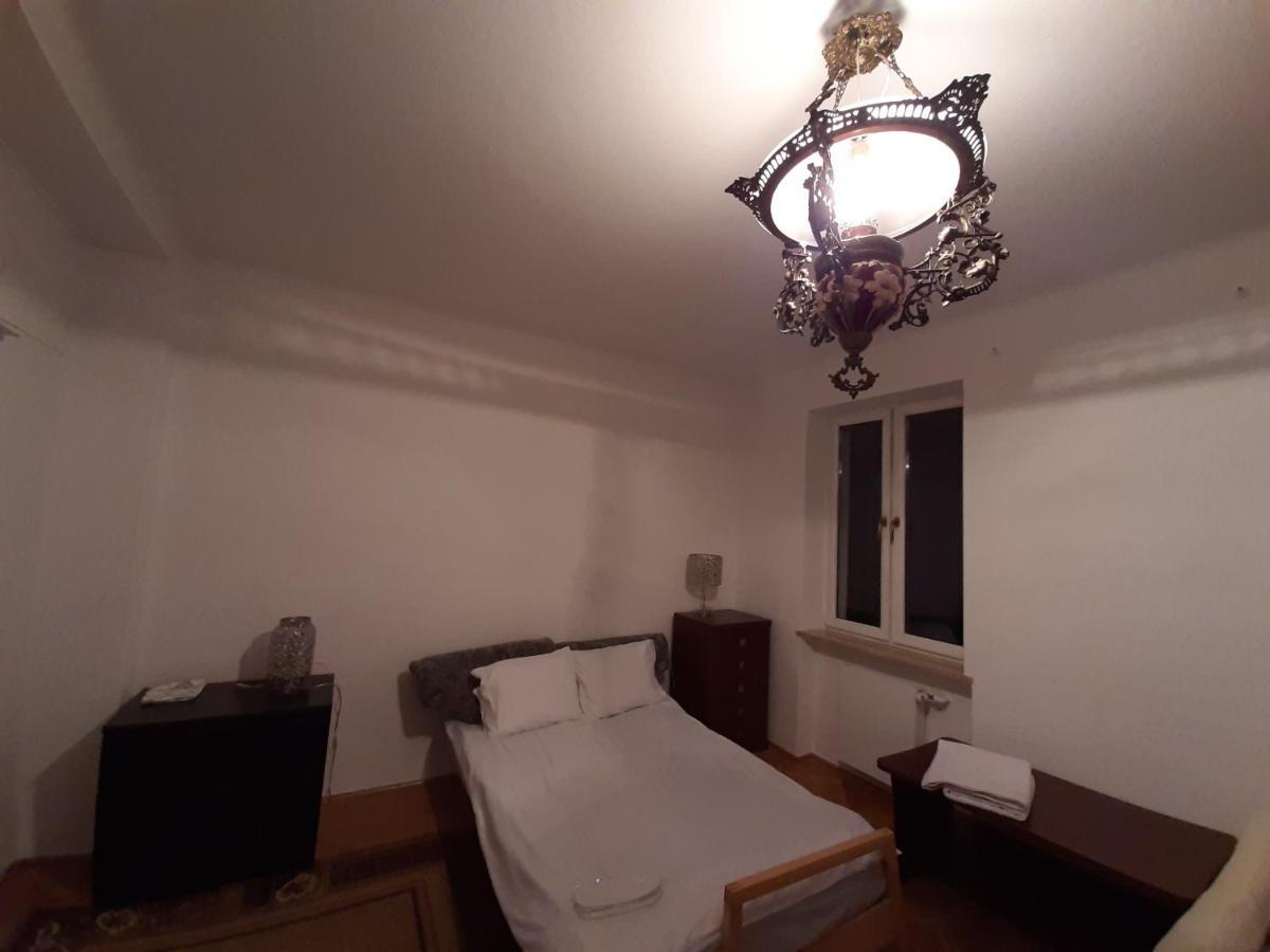 Rooms In Centrum Warsaw Exterior photo