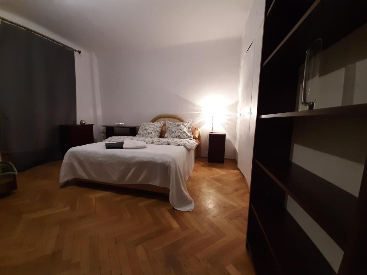 Rooms In Centrum Warsaw Exterior photo
